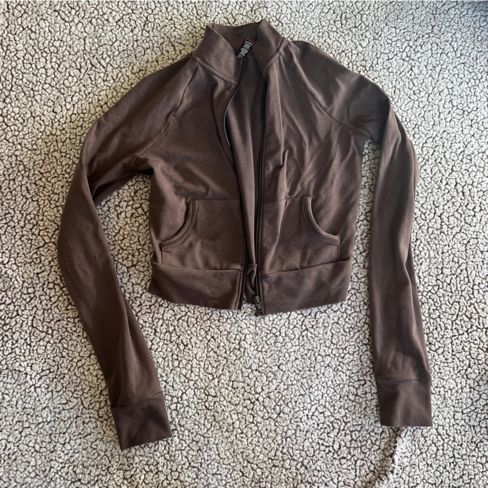 SKIMS BROWN OUTDOOR TRACK JACKET & FOLD OVER BOOTCUT LEGGINGS